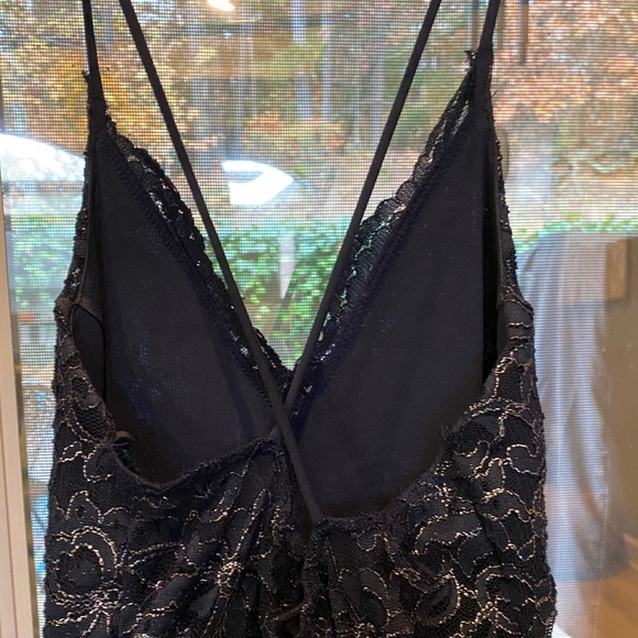 GRACED IN LACE SKATER DRESS - Picture 4 of 5